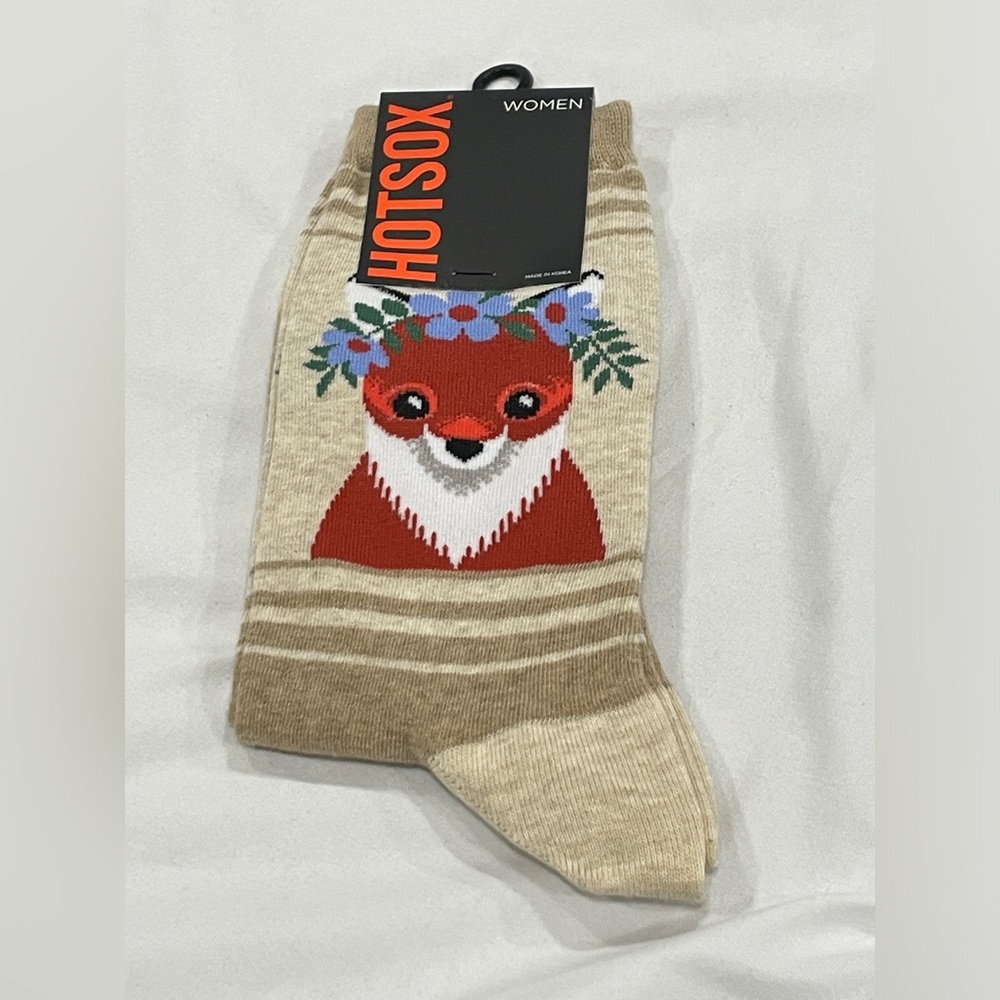 Women's Hot Sox Fox Crew‎ Socks NWT Beige Two Tone